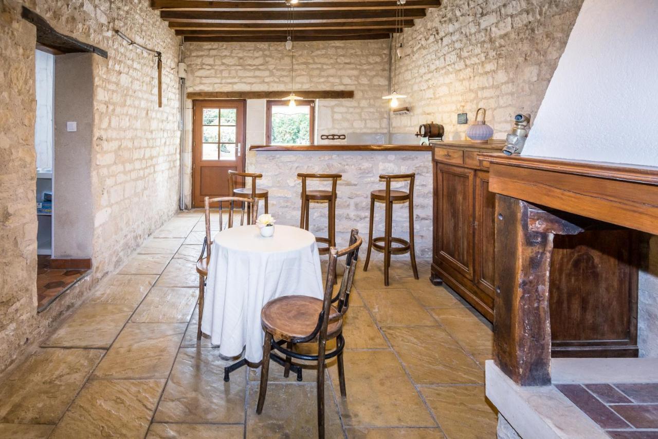 Entre Canal Et Vignes Bed & Breakfast Escolives-Sainte-Camille Exterior foto